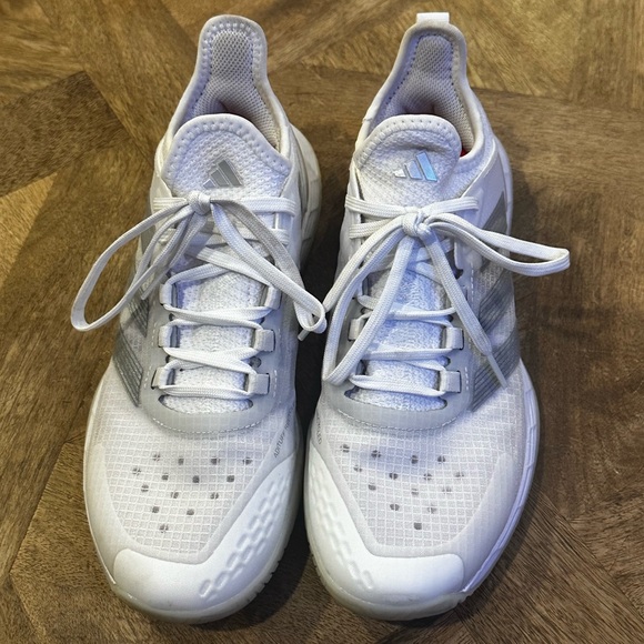 Adidas Gamecourt women’s 7.5 - Picture 2 of 7